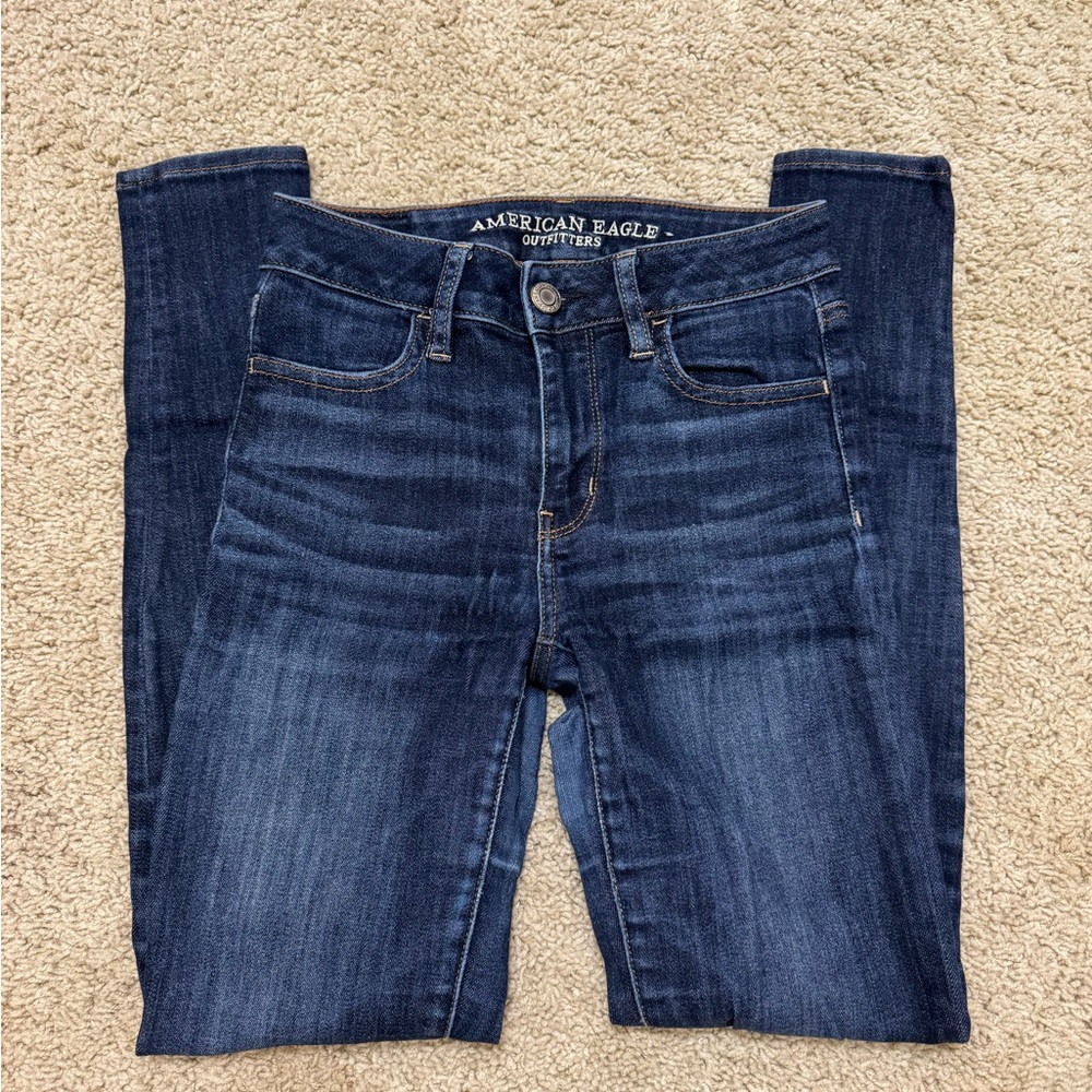 American Eagle dark wash skinny jeans
